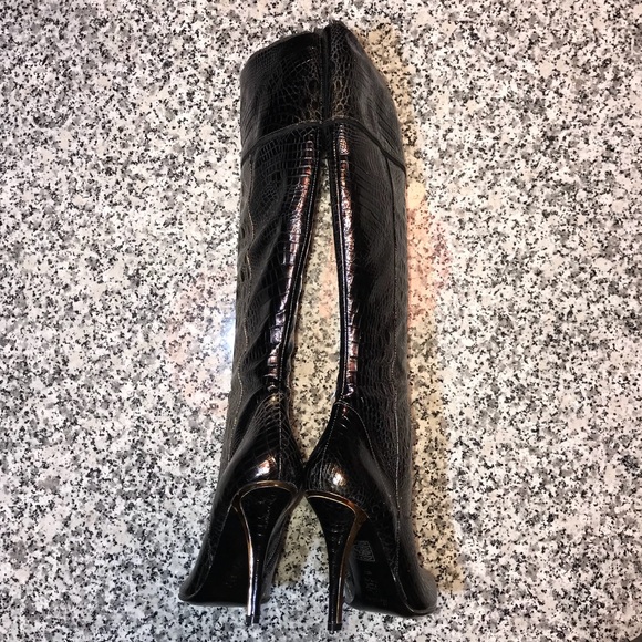 🔥 MARCIANO NWT Knee High Faux Alligator Boots - Picture 5 of 6